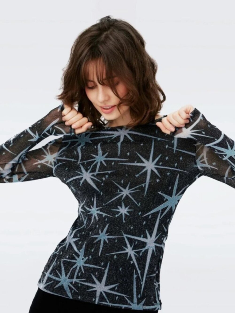 DIANE VON FURSTENVERG star burst Logan Sparkle Top in Black & Blue.  Medium